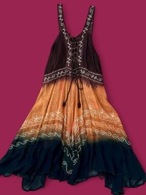 Boho Ombre Lace-Up Maxi Dress